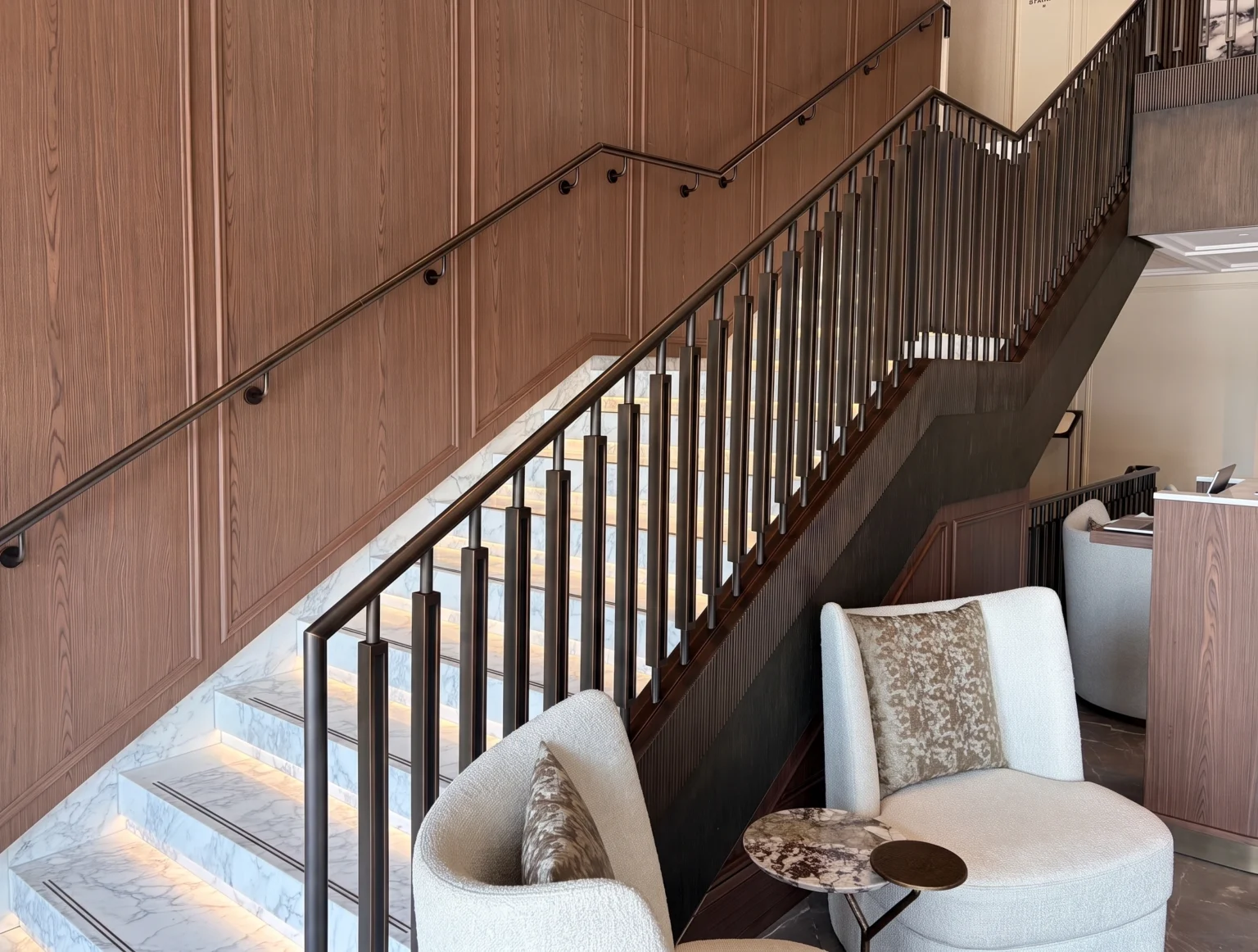 Grand Hotel Ampezzo - Eleganza Contemporanea - Grand Hotel Ampezzo - Contemporary Elegance - Luxury contemporary interior design of Grand Hotel Ampezzo in Cortina d'Ampezzo crafted by VilliZANINI, showcasing bespoke hospitality furniture and sophisticated architectural finishes.